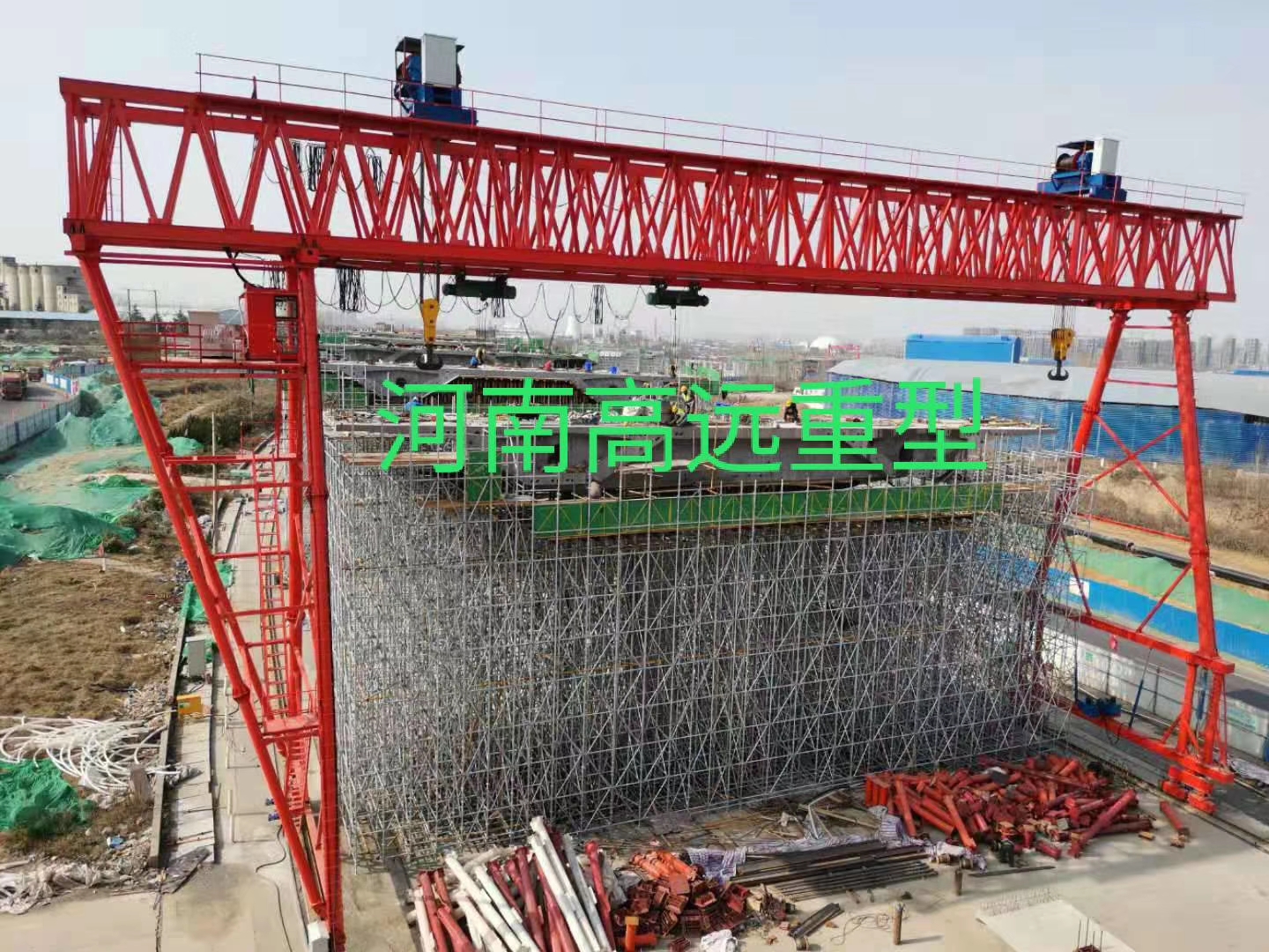重慶勝和建筑工程有限公司拉薩提布崗項目，采購我廠ME60+60T-36M-9M-2臺，10T-36M-9M-4臺龍門吊